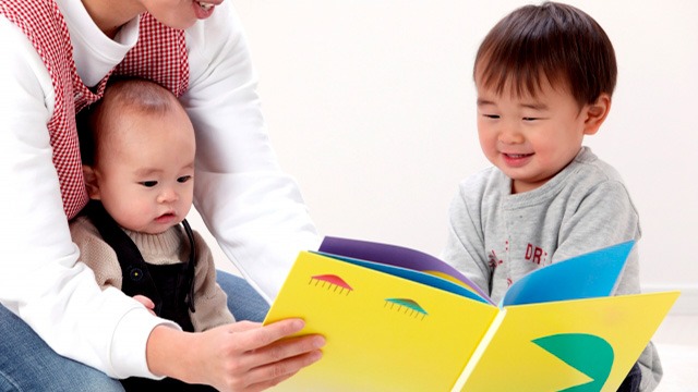 横須賀市の読み聞かせイベントの画像
