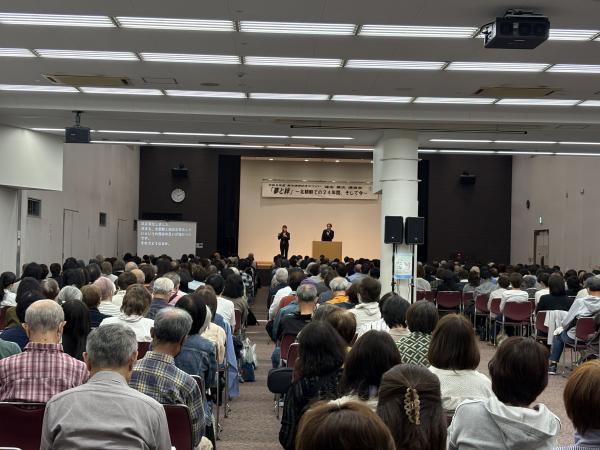 大東市、蓮池薫氏講演に545人来場
