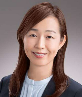 首藤若菜氏
